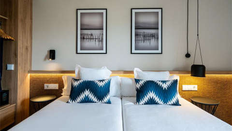 Guest room
