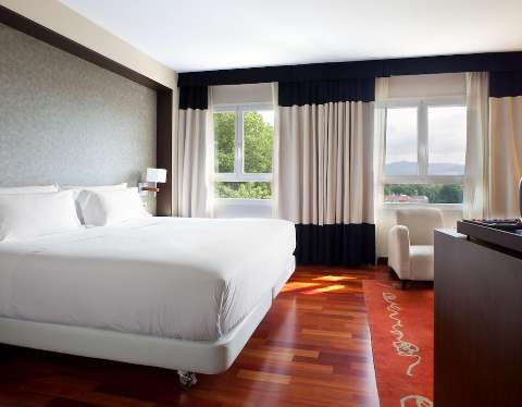 Accommodation - NH Canciller Ayala Vitoria - Guest room - VITORIA GASTEIZ
