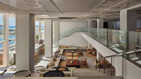Bar/Lounge