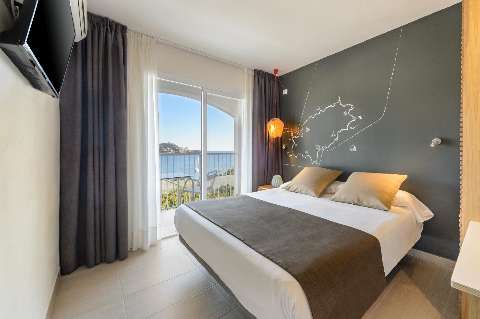 Accommodation - Hotel Vibra Cala Tarida - Guest room - Ibiza
