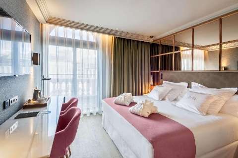 Accommodation - Barceló Emperatriz - Guest room - Madrid