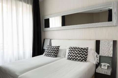 Accommodation - Petit Palace Triball - Guest room - MADRID