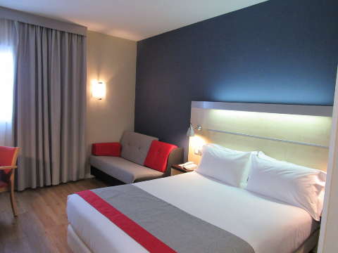 Unterkunft - Holiday Inn Express MADRID - ALCOBENDAS - Gästezimmer - Madrid