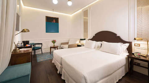 Accommodation - H10 Villa de la Reina - Guest room