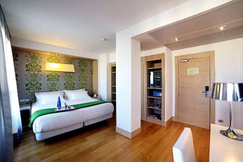 Accommodation - NH Madrid Principe de Vergara - Guest room - Madrid