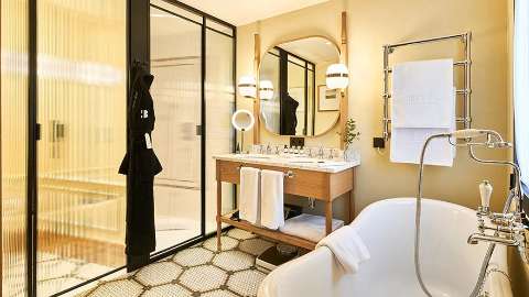 Guest room