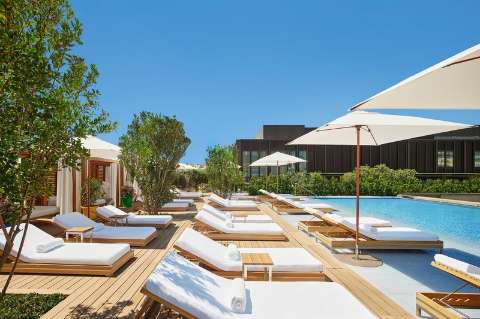 Accommodation - The Madrid EDITION - Pool view - Madrid