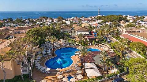 Accommodation - Zafiro Menorca - Pool view - Menorca