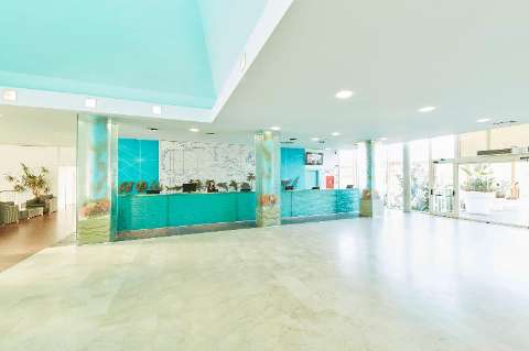 Bar/Salon