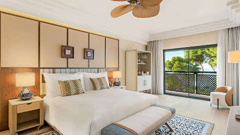 Guest room
