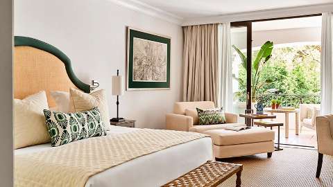 Guest room