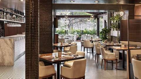 Carlton Tenerife, Abama