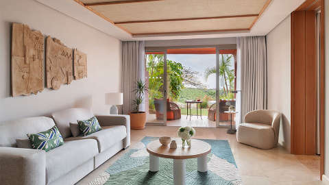 Carlton Tenerife, Abama