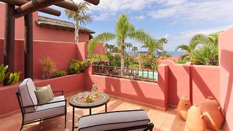 Carlton Tenerife, Abama