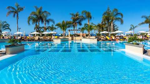 Alojamiento - GF Gran Costa Adeje - Vista al Piscina - Tenerife