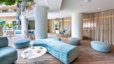 Bar/Lounge