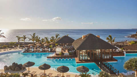 Unterkunft - Secrets Lanzarote Resort & Spa - Ansicht der Pool - Lanzarote