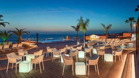 Bar/Lounge