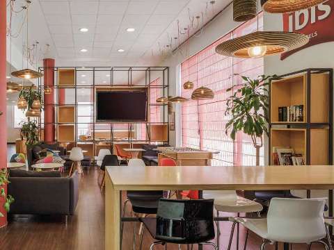 Bar/Lounge
