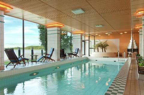 Hébergement - Hilton Helsinki Kalastajatorppa - Vue sur piscine - Helsinki