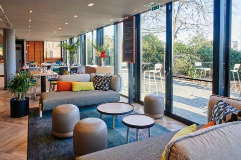 SUD PESSAC by IHG