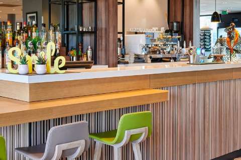 SUD PESSAC by IHG