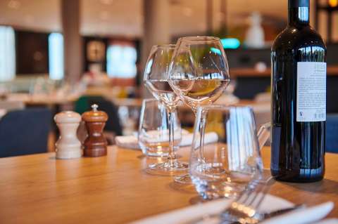 SUD PESSAC by IHG