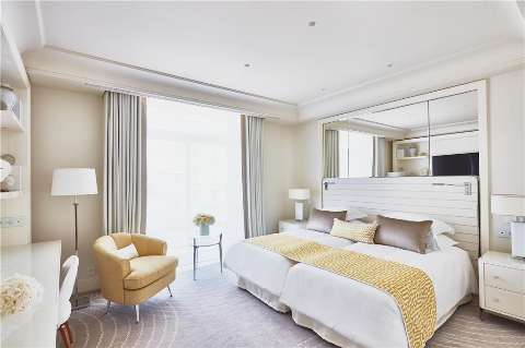 Guest room