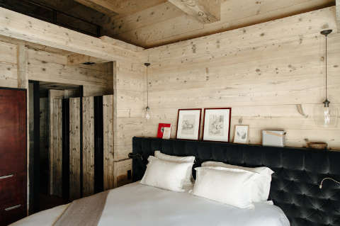 Guest room