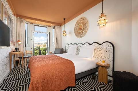 Guest room