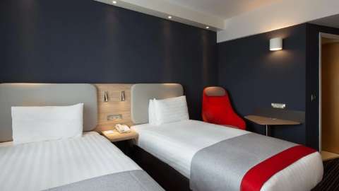 Accommodation - Holiday Inn Express NICE - GRAND ARENAS - Guest room - Nice