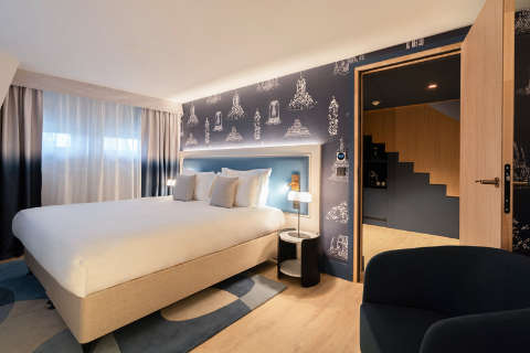 REPUBLIQUE by IHG