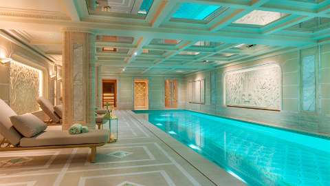 Accommodation - Hotel Du Collectionneur - Pool view - Paris