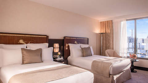 Guest room