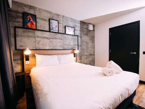 Accommodation - ibis Belfast City Centre - Guest room - BELFAST