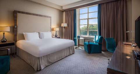 Accommodation - Hilton Cardiff - Guest room - Cardiff