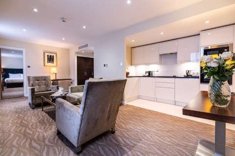Accommodation - Holiday Inn LONDRES - KENSINGTON HIGH ST. by IHG - Guest room - London