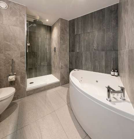 Accommodation - voco EDINBURGH - HAYMARKET by IHG - Guest room - Edinburgh