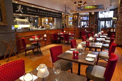 CITY CTR THEATRELAND