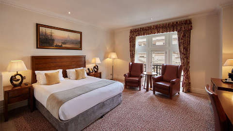 Guest room