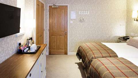 Accommodation - Greenhills Country Hotel - Guest room