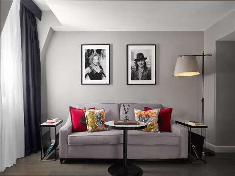 Guest room
