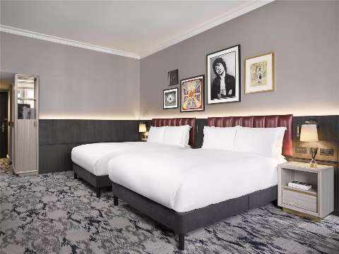 Guest room