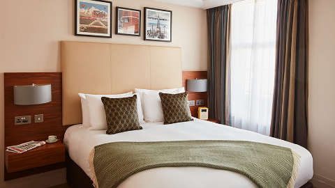 Accommodation - The Clermont London, Charing Cross - Guest room - London
