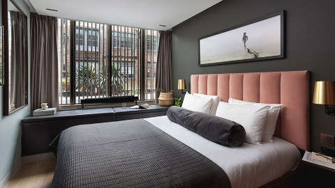 Accommodation - Native Bankside - Guest room