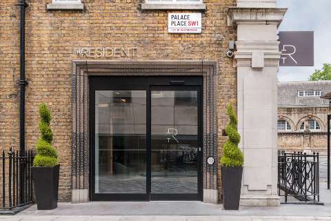 Accommodation - The Resident Victoria - Exterior view - London