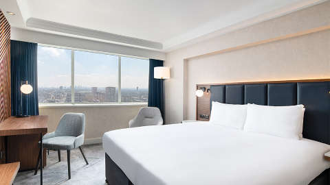 Accommodation - Hilton London Metropole Hotel - Guest room - London