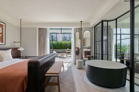 Guest room