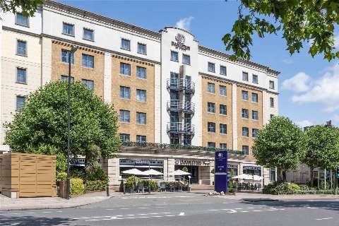 Alojamiento - DoubleTree by Hilton London Angel Kings Cross - Vista exterior - London