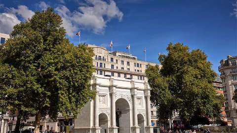 Unterkunft - The Cumberland, London - Außenansicht - London